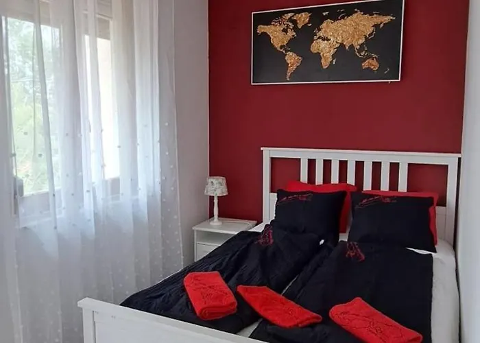 Ihb-inter House Of Balaton 扎马迪